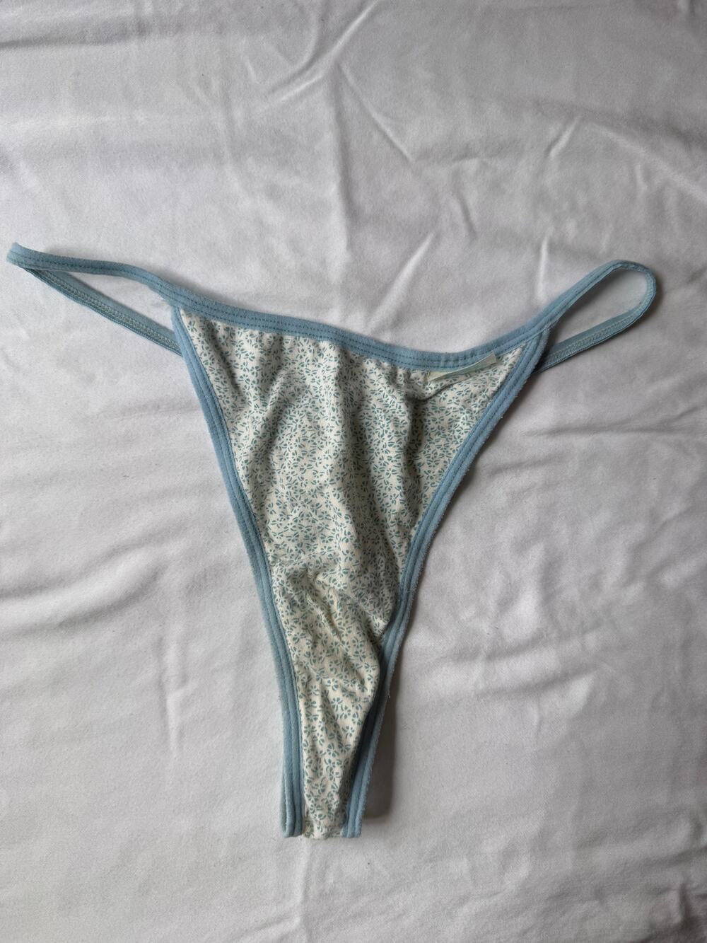 NWOT Vintage DKNY Size M Powder Blue Floral Cotton G-String Thong Panty Minimal